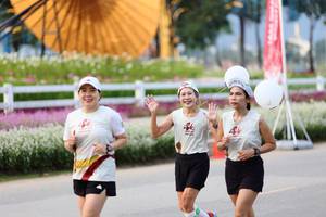 BIB: 
                            <button type="button" onclick="openModal(27851824)" class="btn btn-primary btn-sm float-right btn-popup" data-toggle="modal" data-target=".modal-high-quality">
                        <i class="fas fa-shopping-cart"></i> Add to Cart
                    </button>
                                            <button type="button" onclick="isThisMe(27851824, true)" class="btn btn-success btn-sm float-right btn-popup btn-isme hidden" data-toggle="tooltip" data-placement="bottom" title="นี่คือรูปของคุณใช่ไหม คลิกที่นี่เพื่อเอาเข้าอัลบั้ม">
                        <i class="fas fa-plus"></i> Add to album
                    </button>
                    <button type="button" onclick="isThisMe(27851824, false)" class="btn btn-warning btn-sm float-right btn-popup btn-isnotme hidden">
                        <i class="fas fa-ban"></i> Remove from album
                    </button>